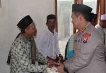 Kapolres Nganjuk Gelar Salat Jumat Berjamaah di Masjid Sabilal Muhtadin Desa Ketandan