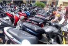 Tegas! DPR Minta OJK Hapus Aturan Membolehkan Debt Collector Pihak Ketiga