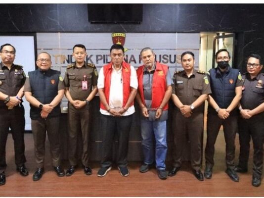 Kejati Jatim Tahan 2 Tersangka Baru Kasus Mark Up Dana Hibah SMK