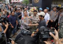 Bazar Ranmor Polrestabes Surabaya Bikin Senyum Sumringah Korban Curanmor