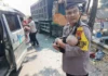 Viral! Aksi Heroik Polisi Selamatkan Balita Korban Kecelakaan Bus Sugeng Rahayu di Nganjuk Tuai Pujian