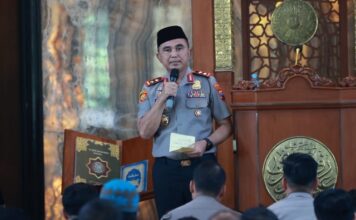 Gelorakan Semangat ‘Jogo Omah’, Kapolda Jatim Tekankan Polisi Bersama Masyarakat Jaga Kamtibmas
